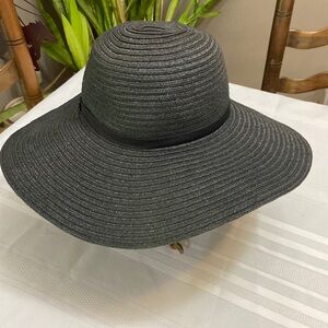 Womens Black Packable Straw Wide Brim Sun Hat- New With Tags!